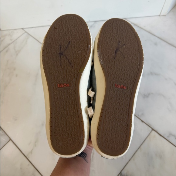 Taos Star Slate Blue Textured Canvas Zero Drop Flat Women’s 9 Comfort Sneakers - Picture 10 of 10